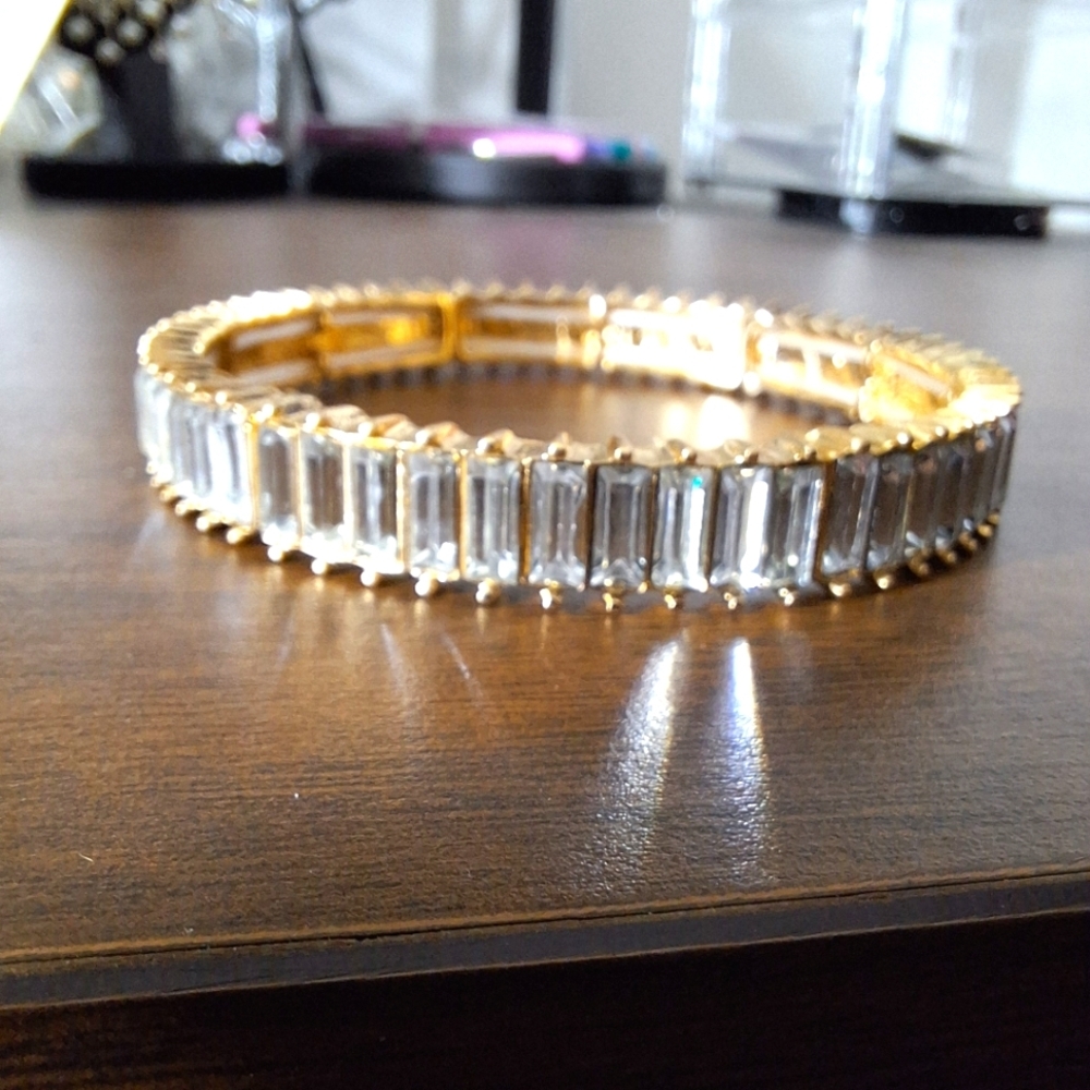 Crystal stretchy bangle bracelet